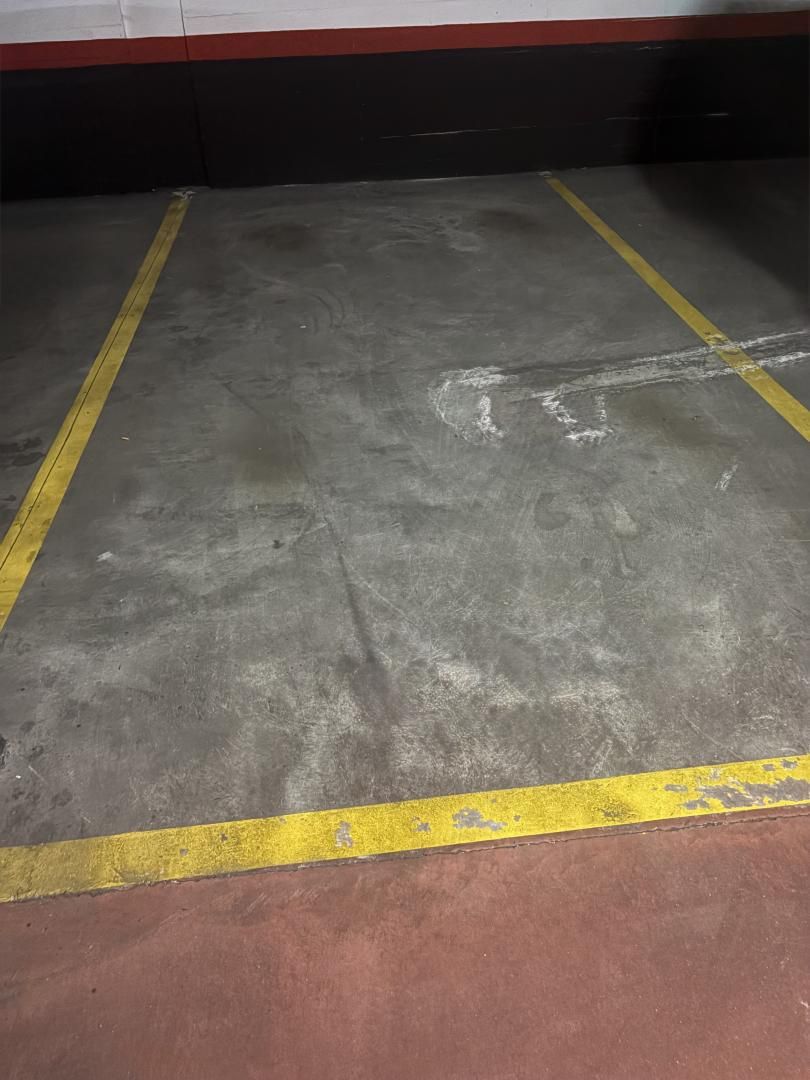 Exterior view of Garage for sale in Parla