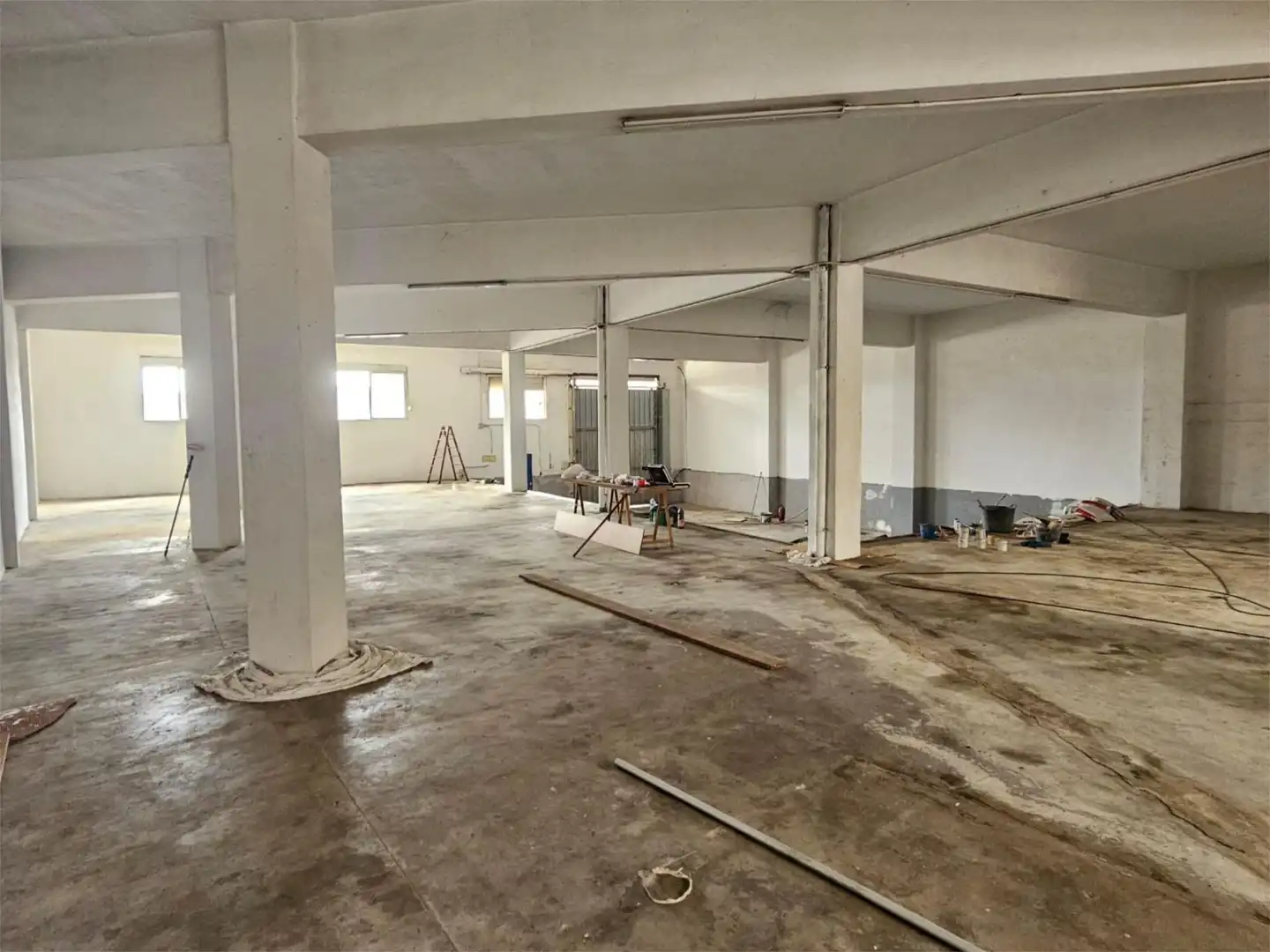 Nave industrial de alquiler en La Llosa de Ranes