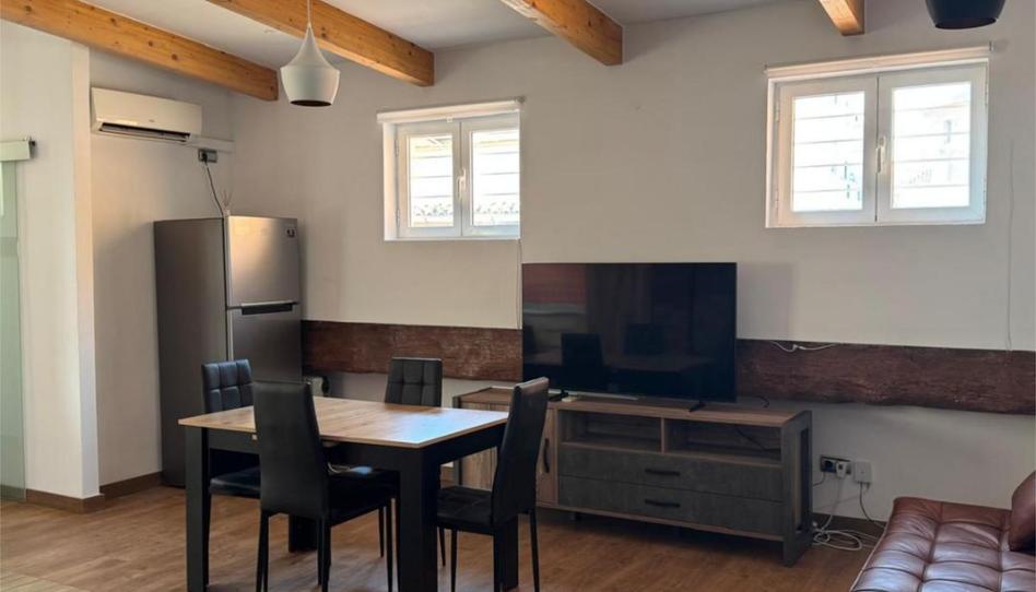 Flat to rent in Carrer D'en Bou, 8, El Mercat, Valencia - image 1 Photo 1 of Flat to rent in Carrer D'en Bou, 8, El Mercat, Valencia