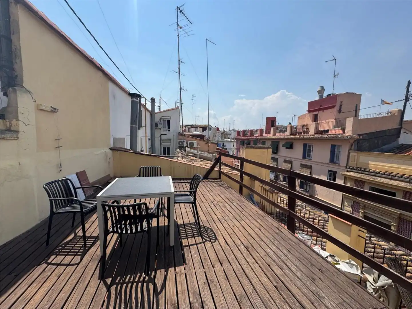Wohnung zur Miete in Carrer D'en Bou, 8, El Mercat Terrasse von Wohnung zur Miete in Valencia Capital mit Klimaanlage und Terrasse