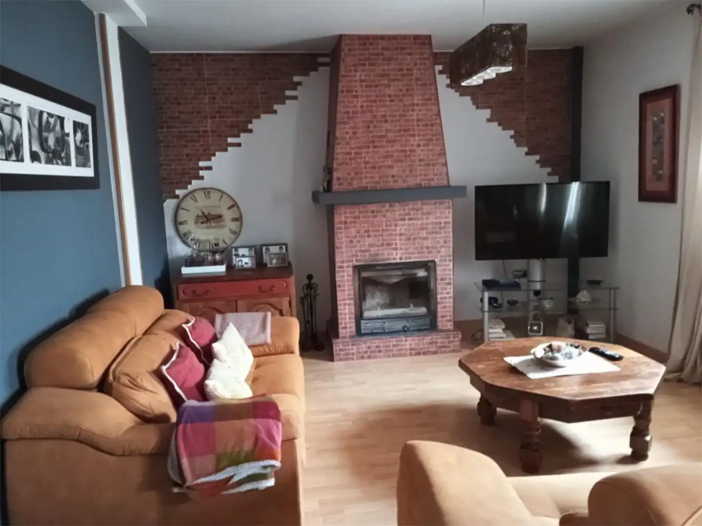 Piso en venta en Avenida de la Paz, 13, Motilleja Sala de estar de Piso en venta en Motilleja con Aire acondicionado, Calefacción y Jardín privado