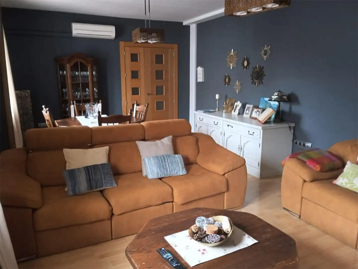 Piso en venta en Avenida de la Paz, 13, Motilleja Sala de estar de Piso en venta en Motilleja con Aire acondicionado, Calefacción y Jardín privado