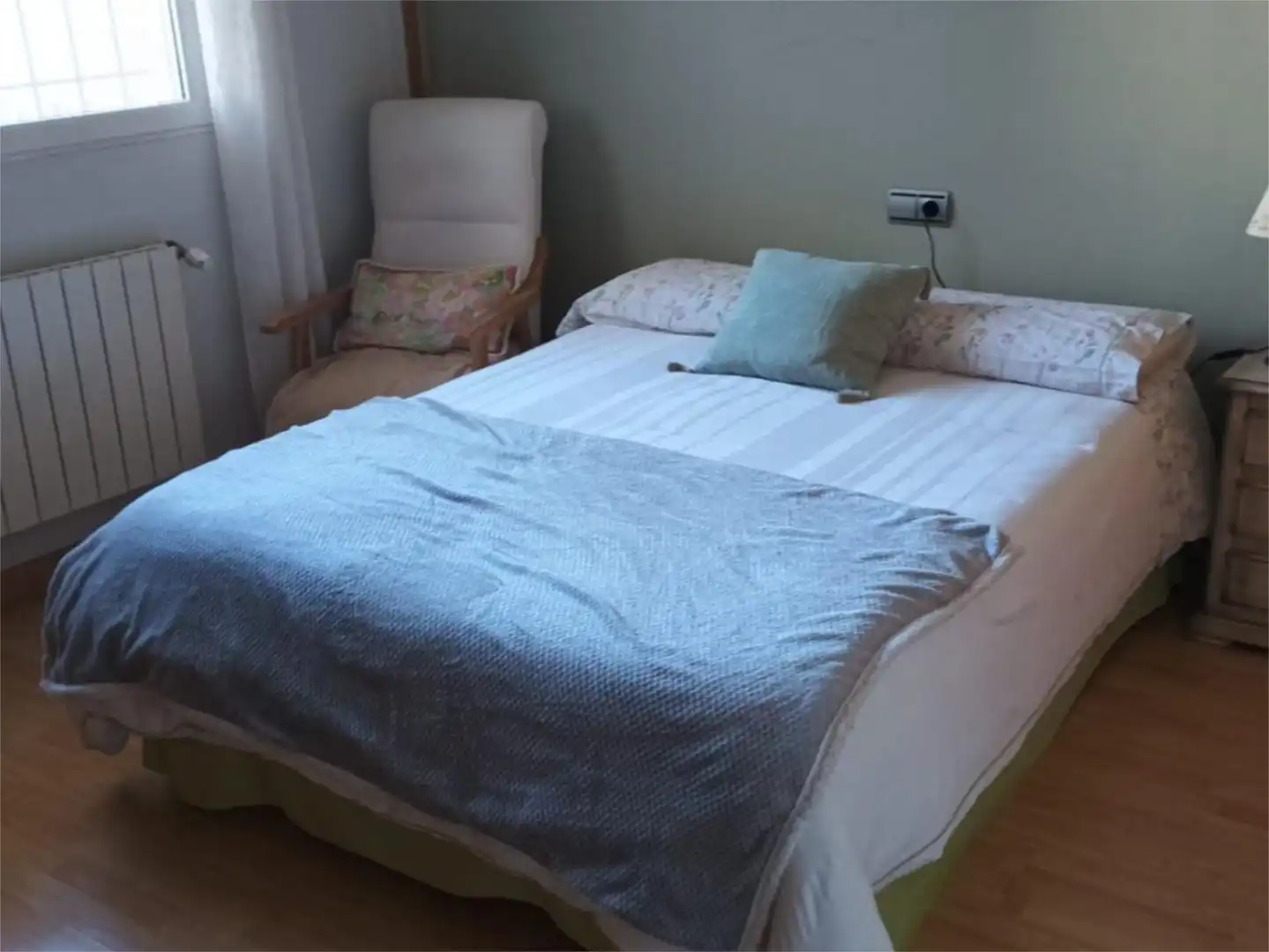 Piso en venta en Avenida de la Paz, 13, Motilleja Habitación de Piso en venta en Motilleja con Aire acondicionado, Calefacción y Jardín privado