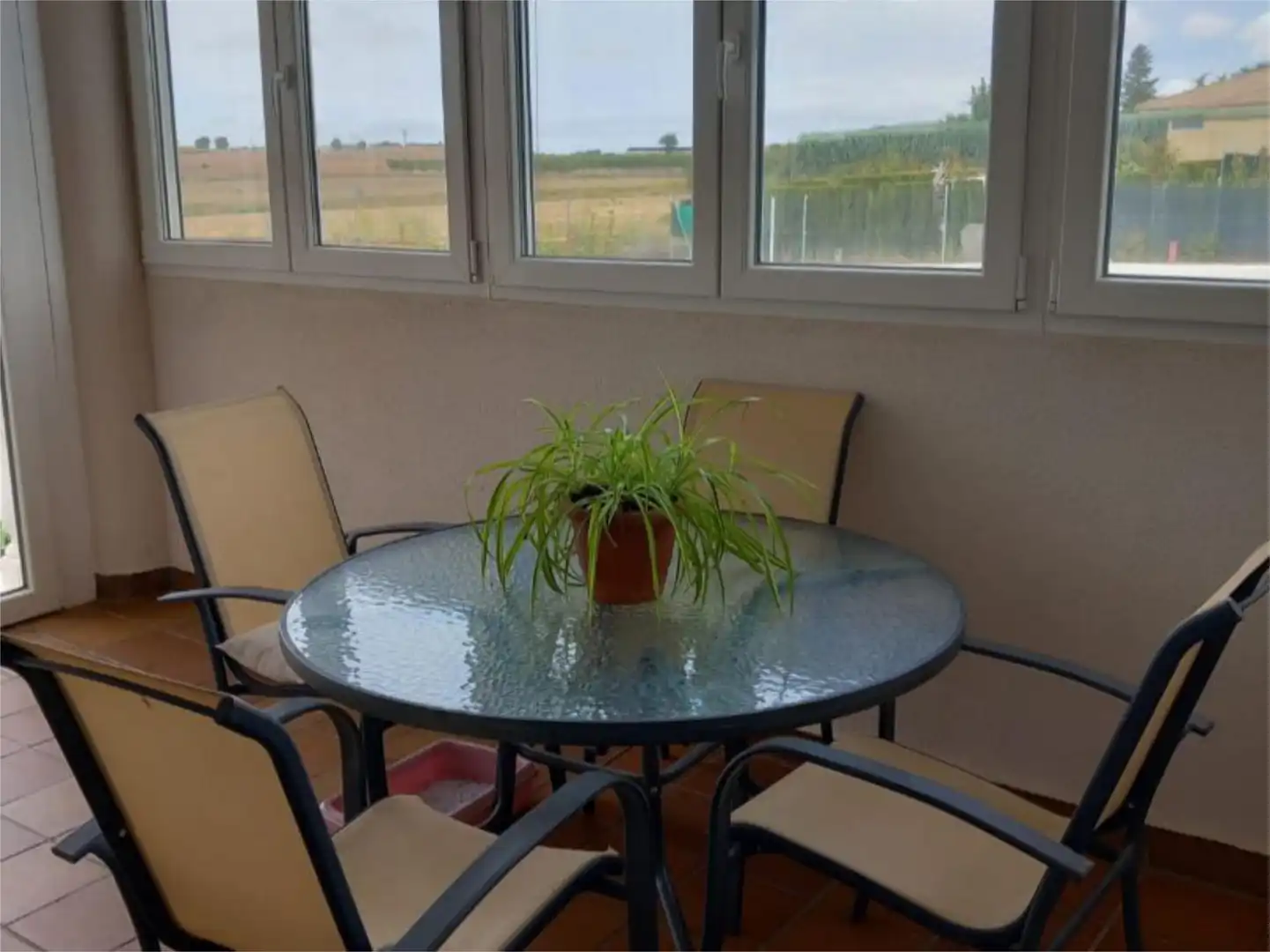 Piso en venta en Avenida de la Paz, 13, Motilleja Terraza de Piso en venta en Motilleja con Aire acondicionado, Calefacción y Jardín privado