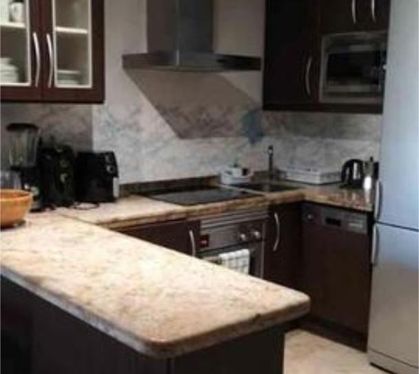 Photo 1 of Apartment to share in Nueva Andalucía centro, Málaga