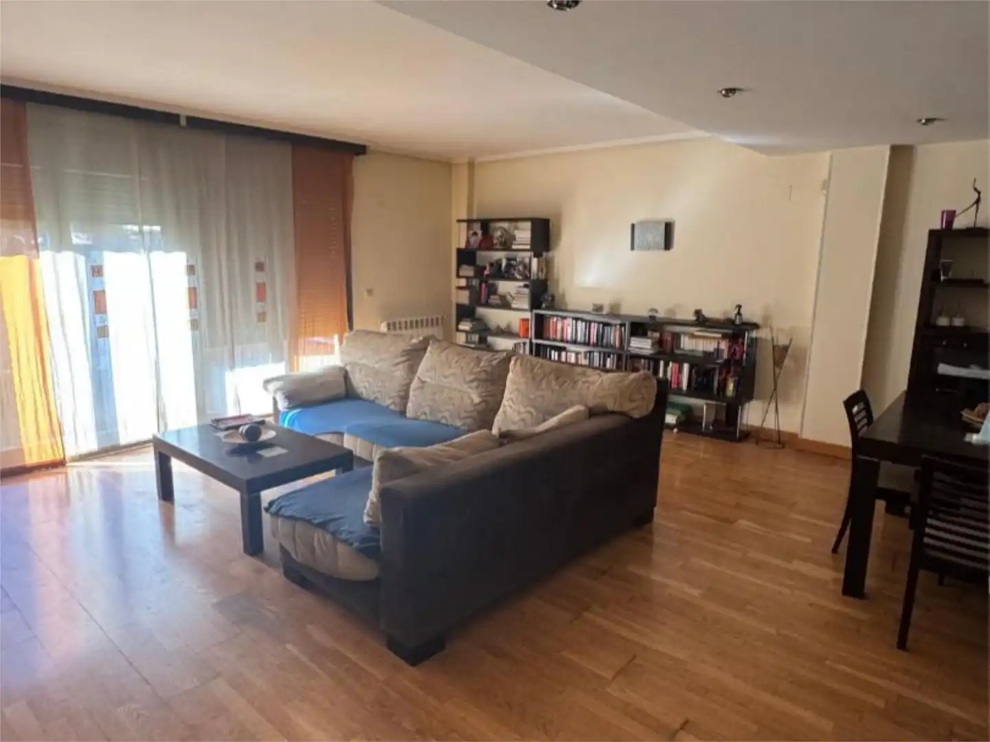 Piso en venta en Calle del Planeta Urano, 2, Parla Este Sala de estar de Piso en venta en Parla con Aire acondicionado, Terraza y Piscina