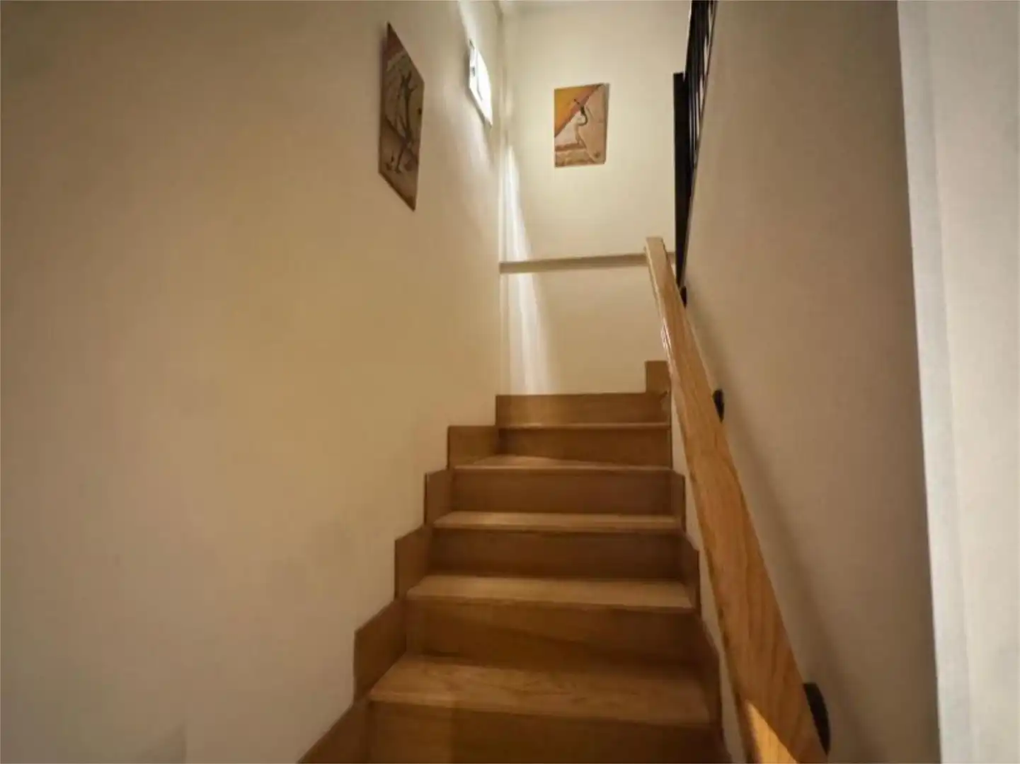 Piso en venta en Calle del Planeta Urano, 2, Parla Este Piso en venta en Parla con Aire acondicionado, Terraza y Piscina