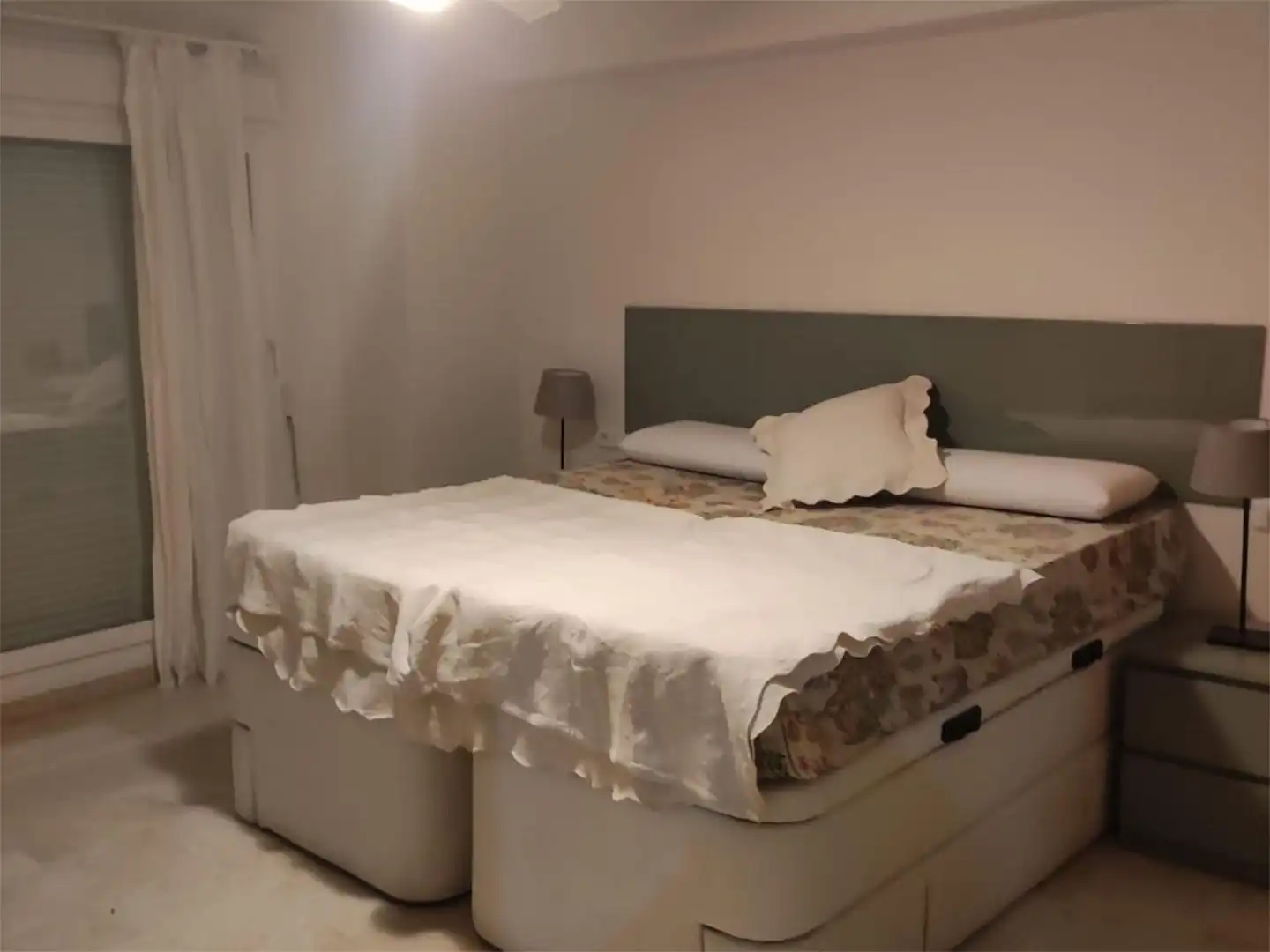 Schlafzimmer von Wohnung zum Verkauf in Marbella mit Klimaanlage, Terrasse und Schwimmbad
