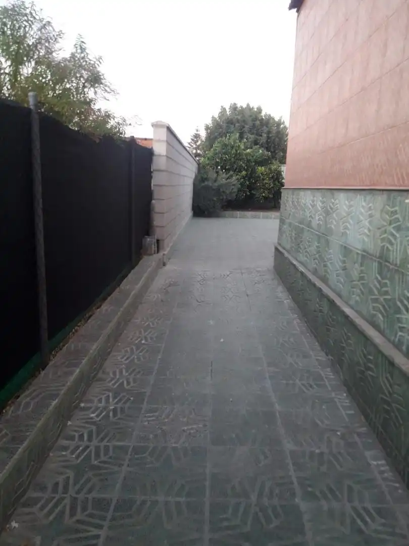 Casa o xalet en venda a Calle A, 20, Arco Norte - Avda. España Jardí de Casa o xalet en venda en Dos Hermanas amb Aire condicionat, Parquet i Terrassa