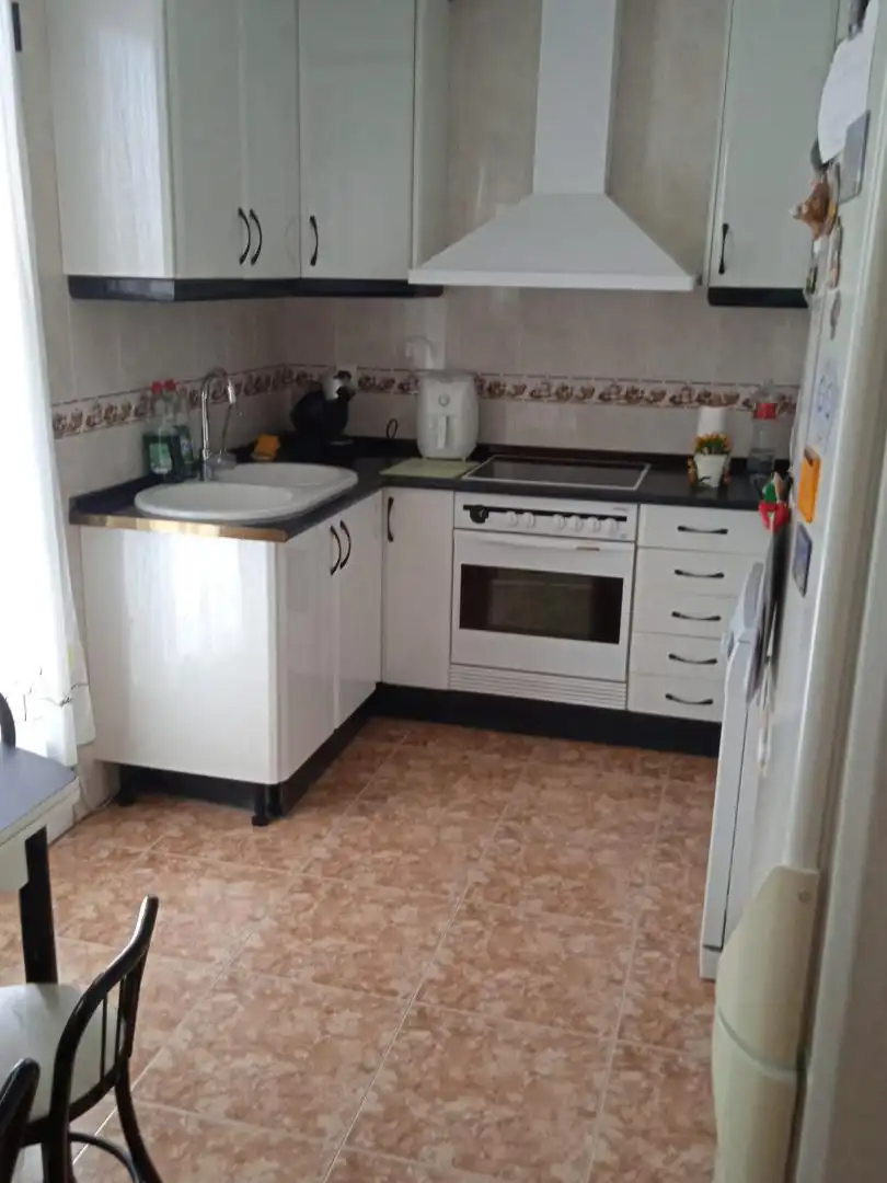 Cuina de Dúplex en venda en Villarrobledo amb Calefacció, Terrassa i Traster