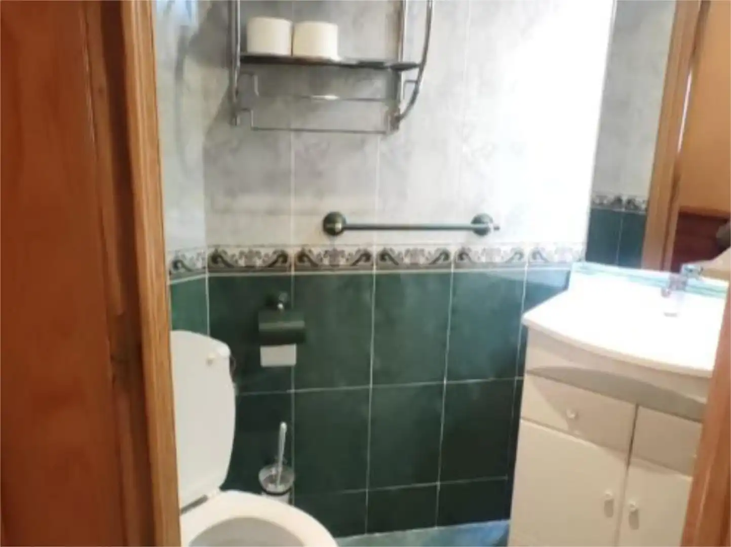 Flat for sale in Calle de la Isabela, 3, Estación - Los Manantiales Bathroom of Flat for sale in Guadalajara with Heating and Furnished