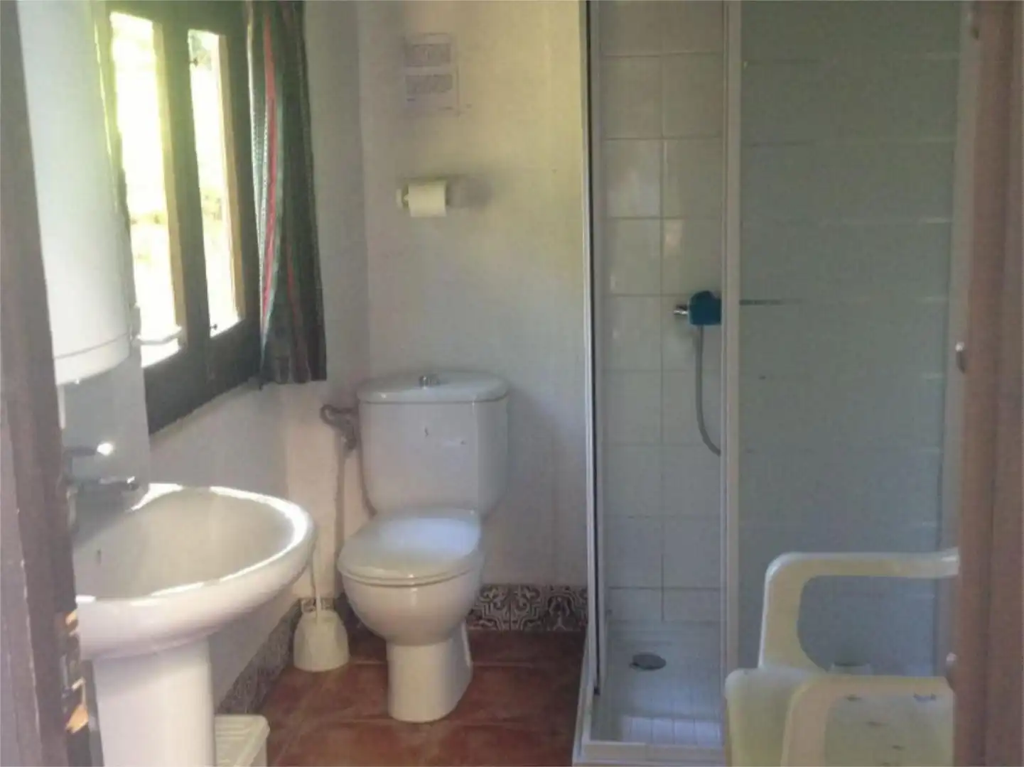 Baño de Finca rústica en venta en Grazalema con Jardín privado, Terraza y Amueblado