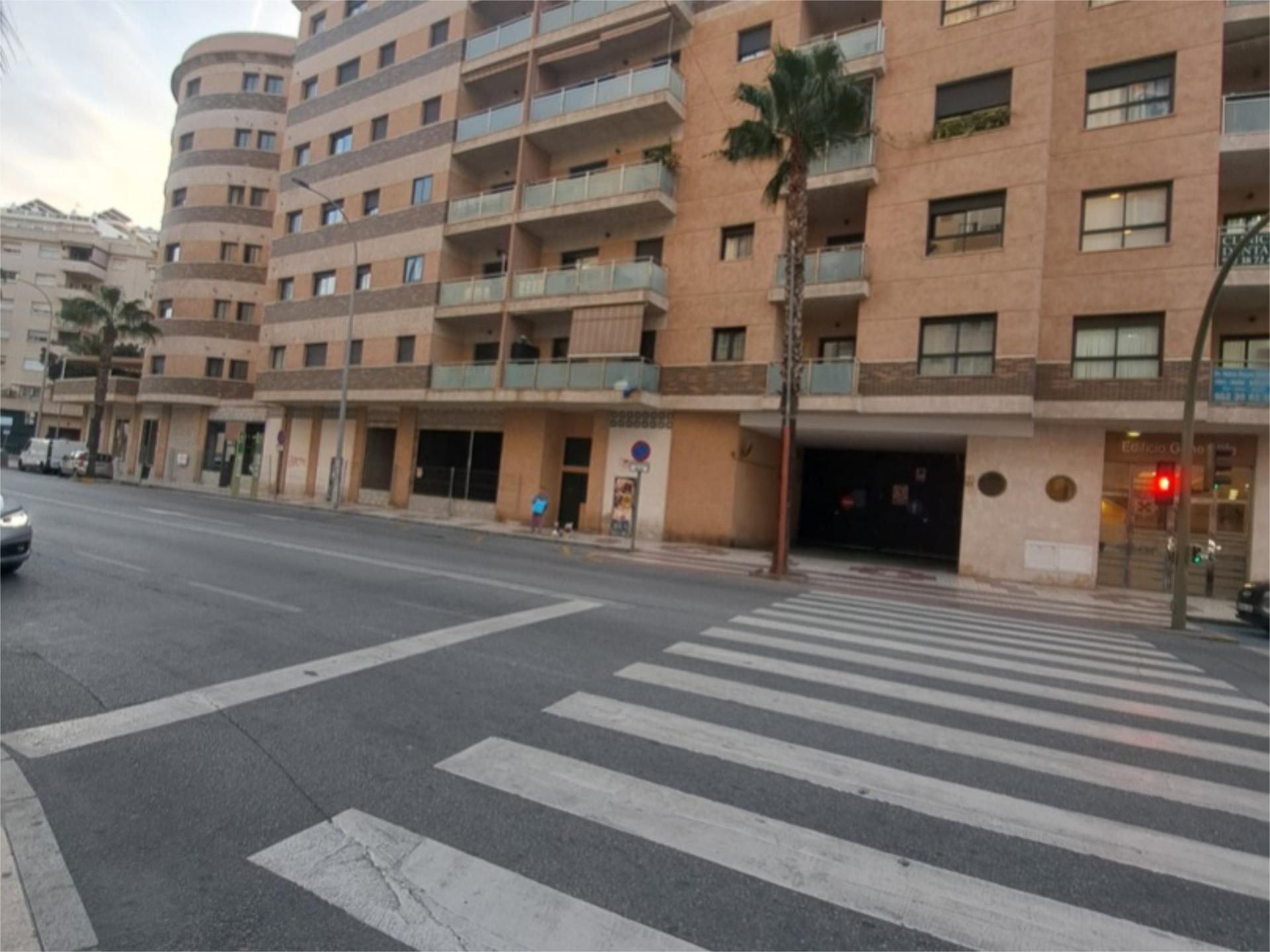 Vista exterior de Pis de lloguer en Torremolinos amb Aire condicionat, Calefacció i Moblat
