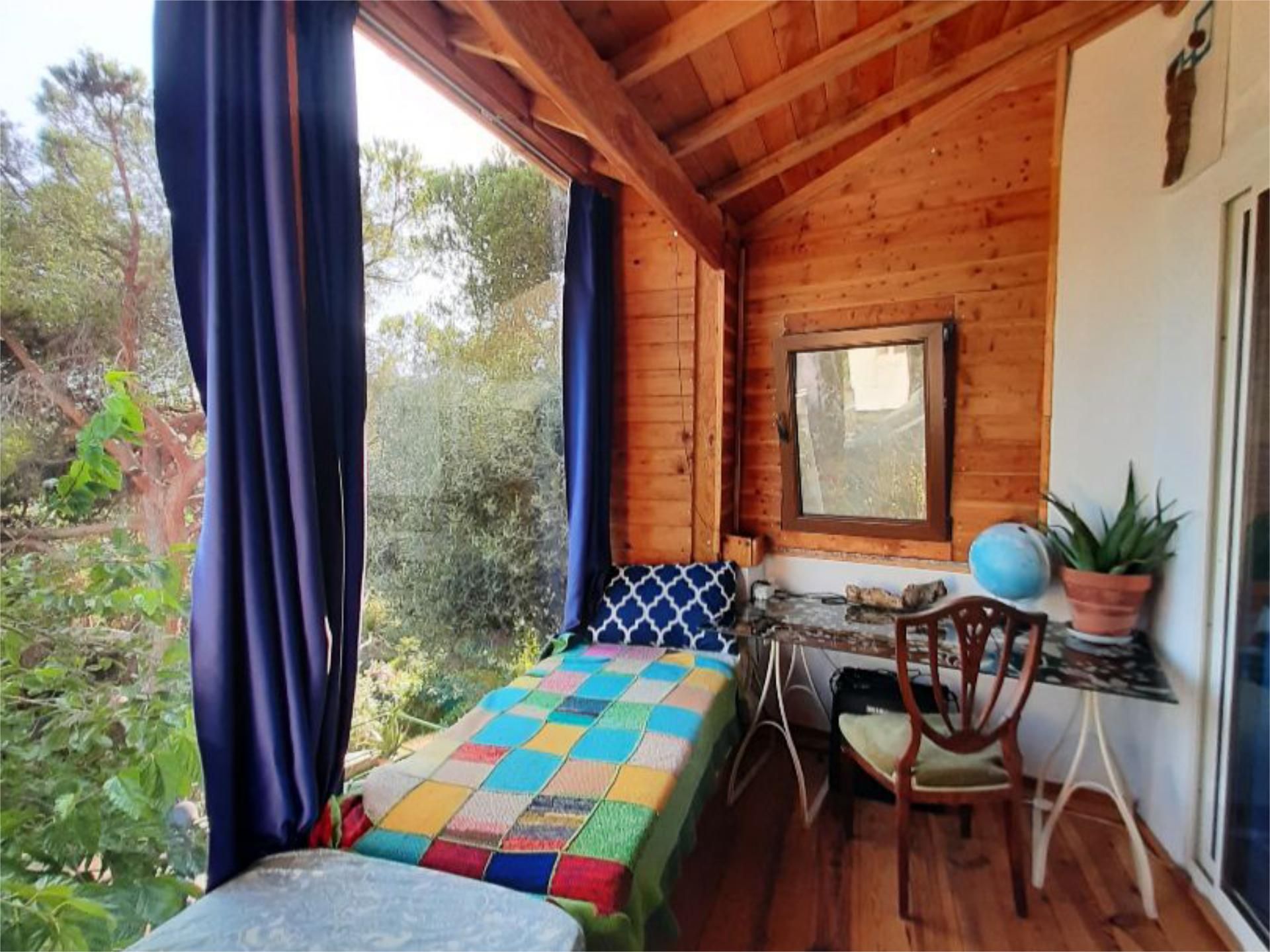 Dormitori de Casa o xalet de lloguer en Sant Cebrià de Vallalta amb Jardí privat, Parquet i Terrassa