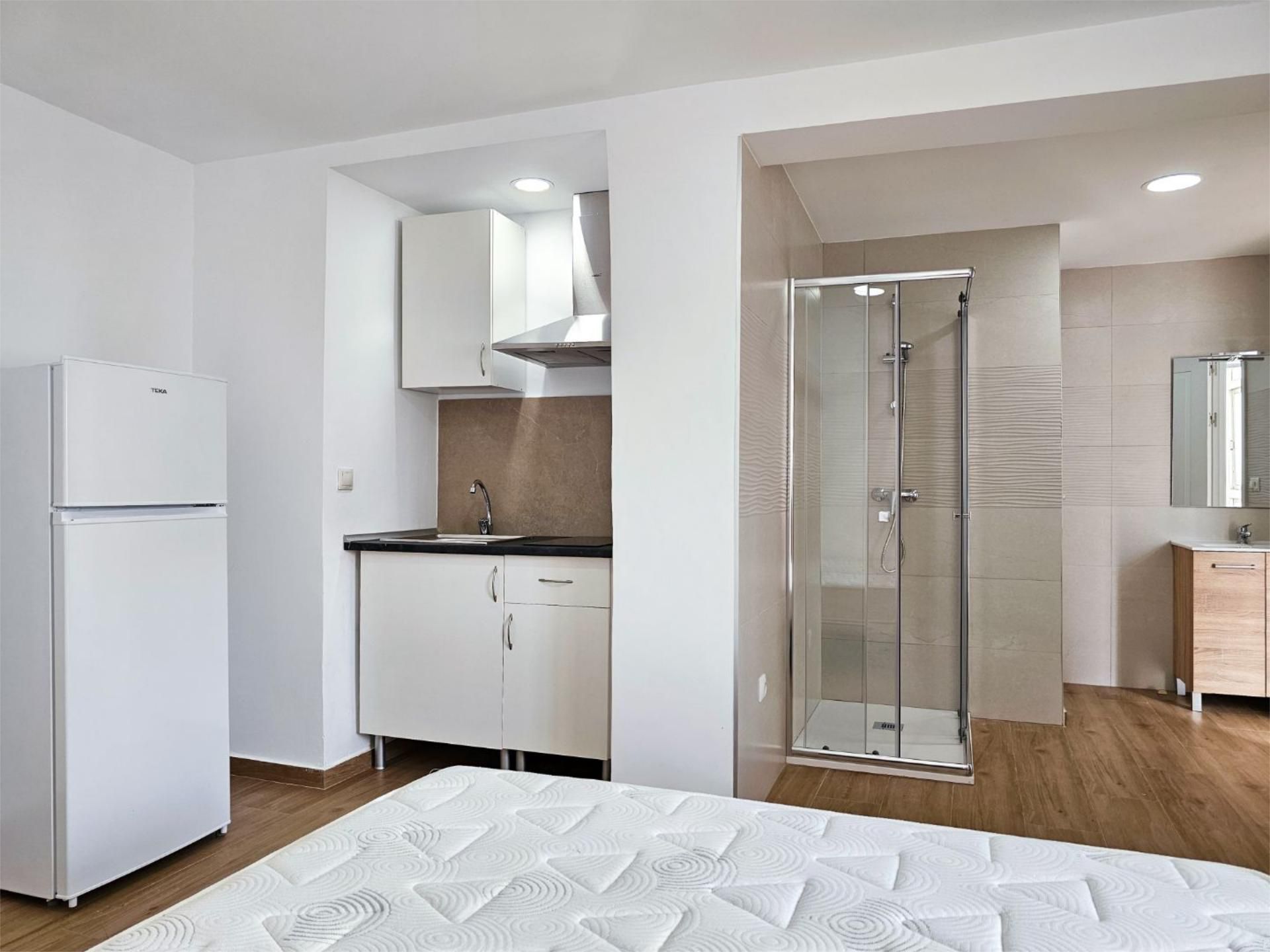 Bedroom of Study to rent in Alicante / Alacant