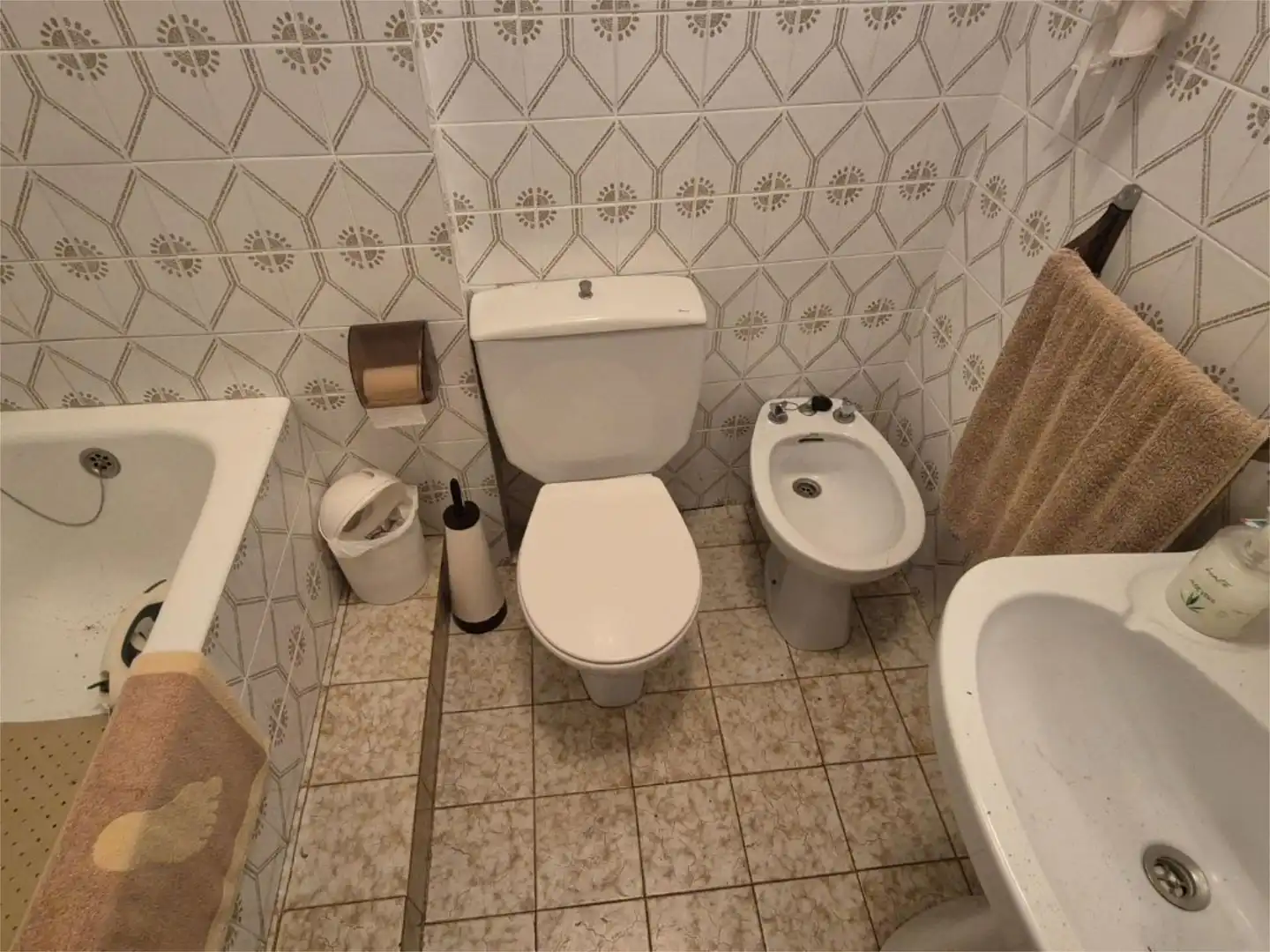 Casa o chalet en venta en Calle Isabel la Católica, 18, Landete Baño de Casa o chalet en venta en Landete con Terraza y Balcón