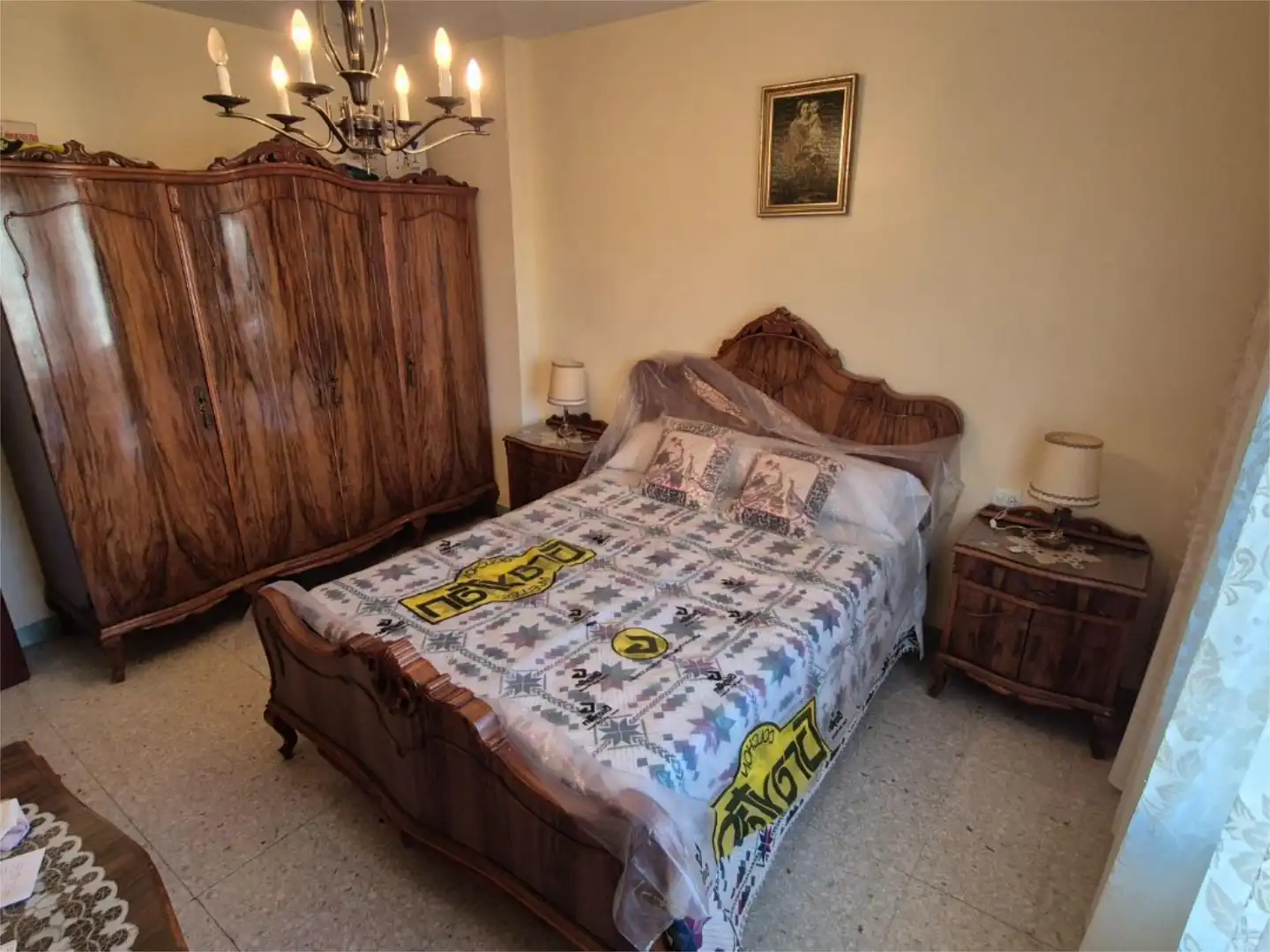 Casa o chalet en venta en Calle Isabel la Católica, 18, Landete Habitación de Casa o chalet en venta en Landete con Terraza y Balcón