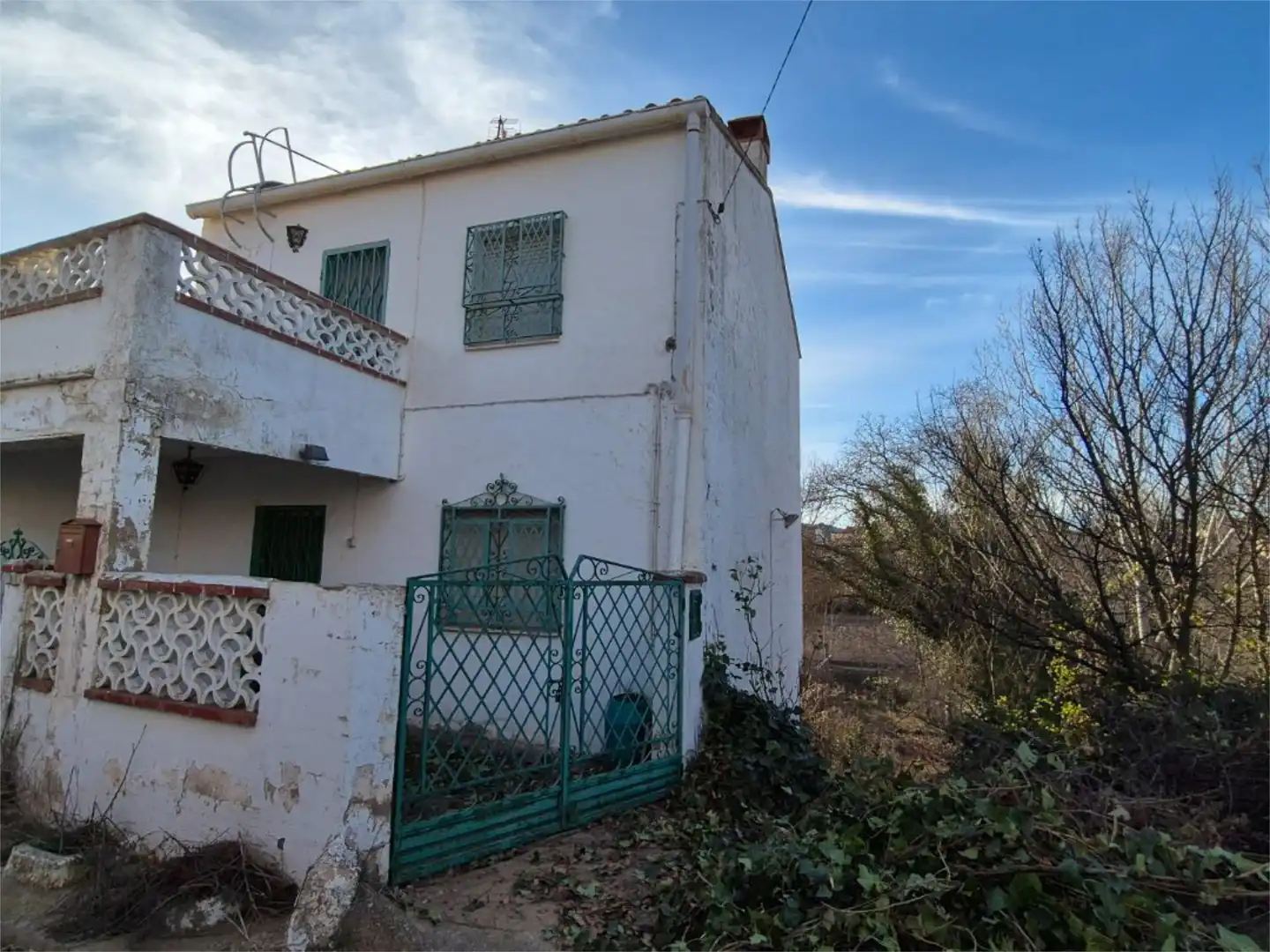 Casa o chalet en venta en Calle Isabel la Católica, 18, Landete Vista exterior de Casa o chalet en venta en Landete con Terraza y Balcón