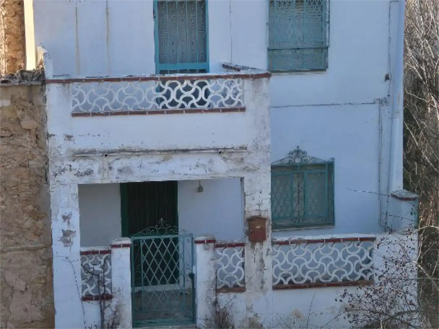 Casa o chalet en venta en Calle Isabel la Católica, 18, Landete Vista exterior de Casa o chalet en venta en Landete con Terraza y Balcón