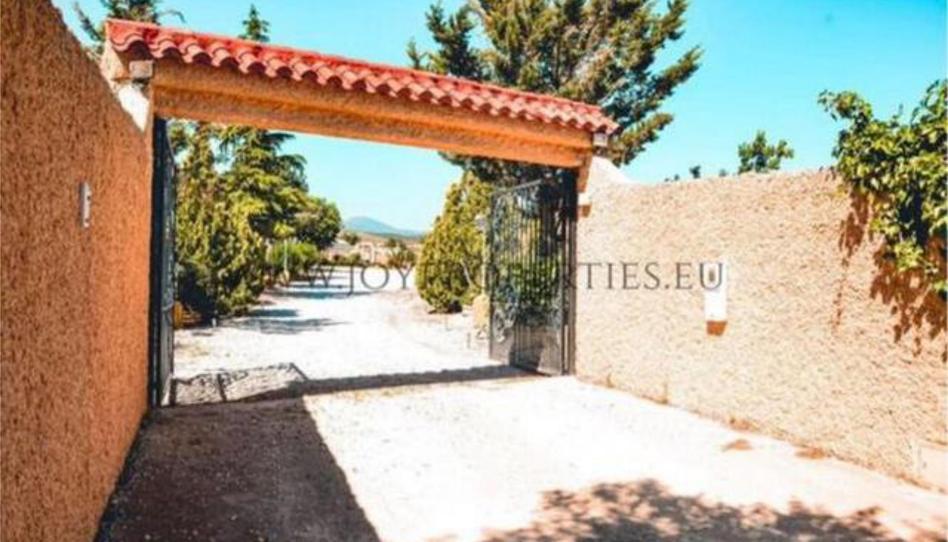 Single-family semi-detached for sale in Baza, Granada - image 1 Photo 1 of Single-family semi-detached for sale in Baza, Granada