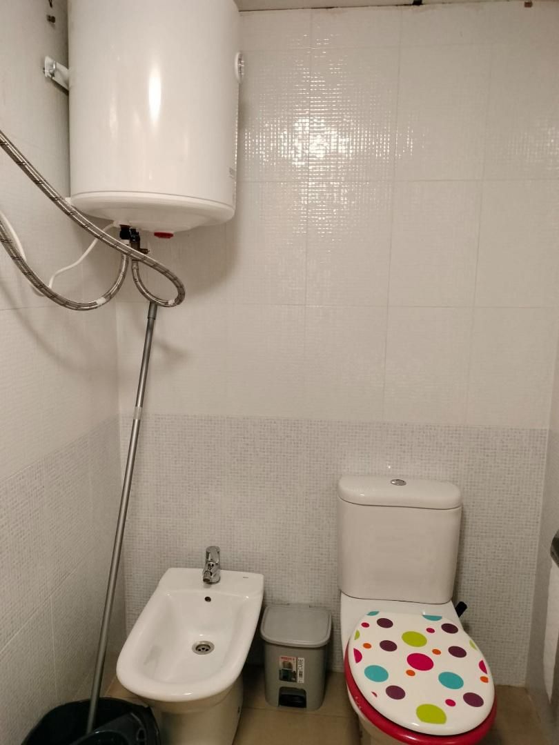 Bathroom of Flat to rent in Terrassa  with Terrace, Furnished and Oven