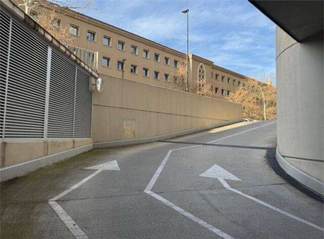 Garaje en Alquiler en Romareda