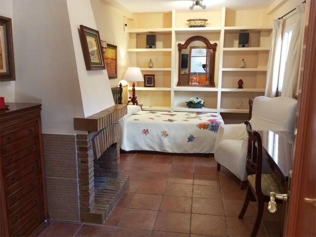 Estudio en Alquiler en Avenida Manuel Rodríguez, 32 en Los Almendros - El Limonero - El Tomillar