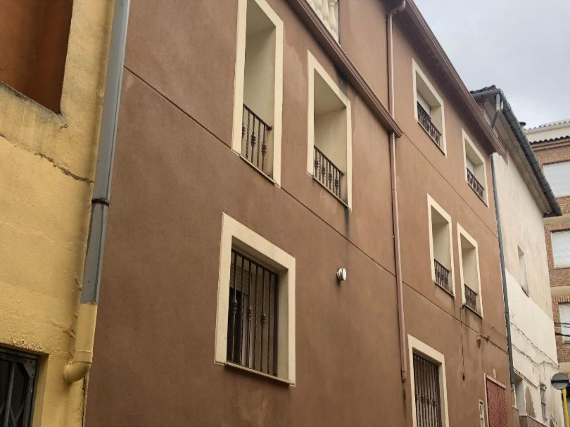 Vista exterior de Casa adosada en venda en L'Olleria amb Aire condicionat, Calefacció i Terrassa