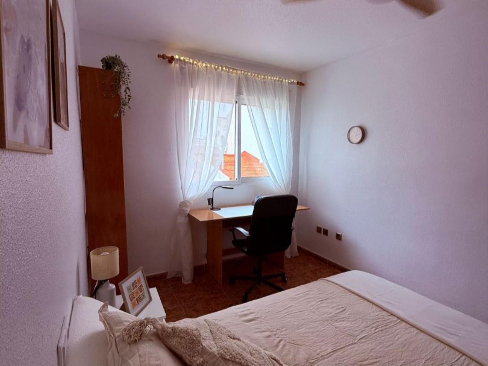 Flat to share in Calle Príncipe Felipe, 5, Beniaján