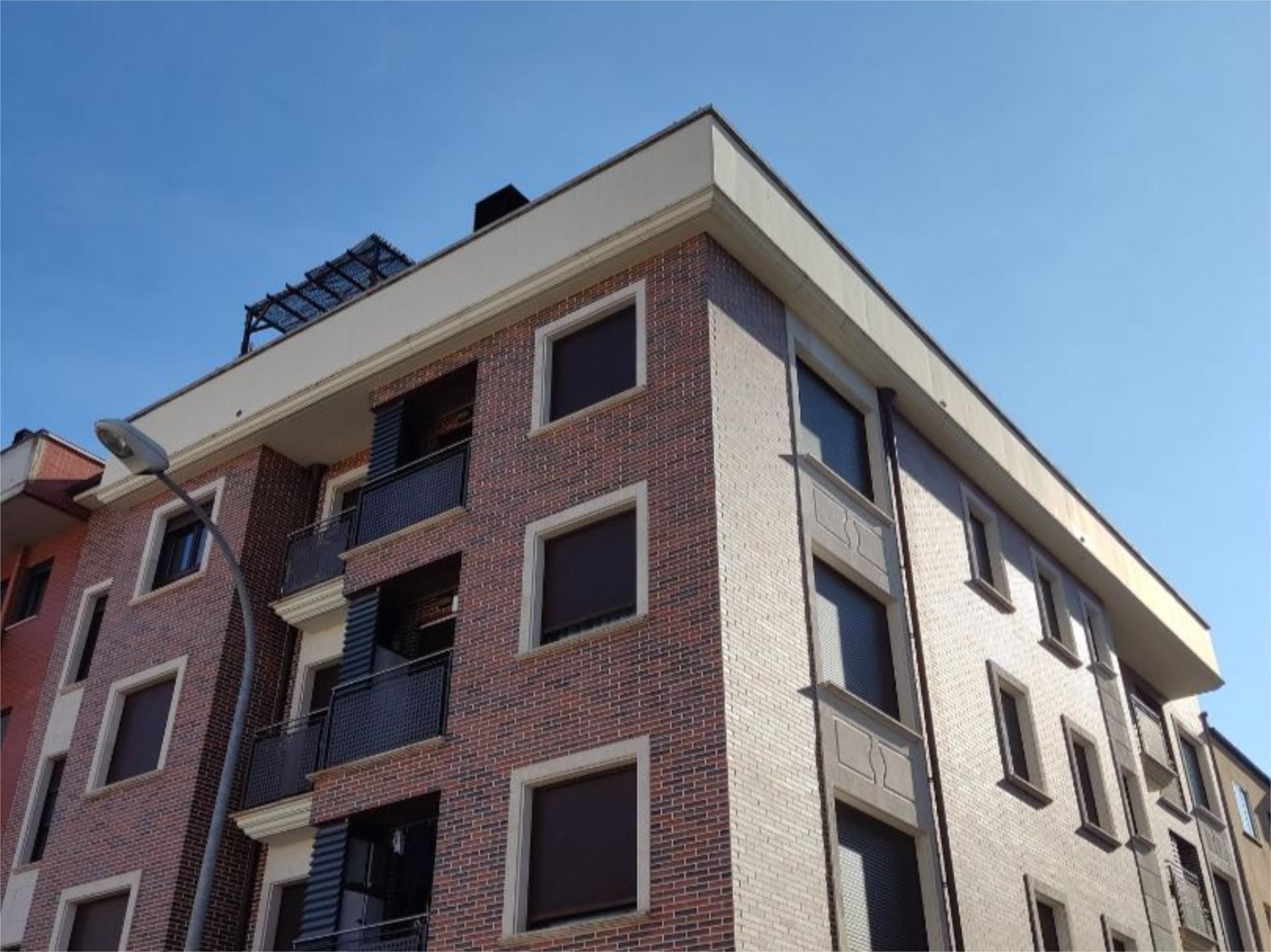 Exterior view of Attic for sale in Aranda de Duero  with Heating, Parquet flooring and Terrace