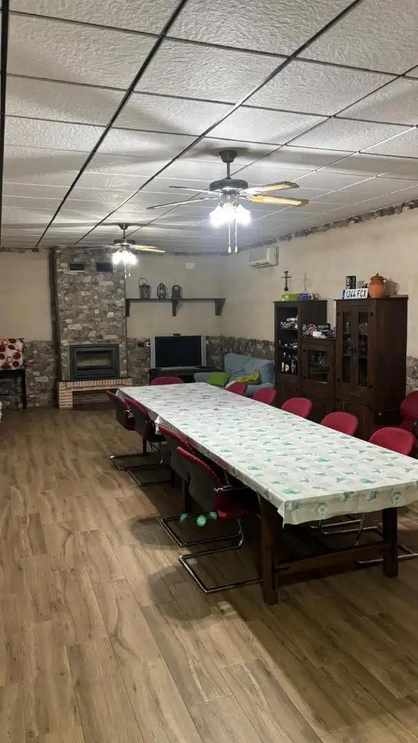 Einfamilien-Reihenhaus zum Verkauf in Calle del Polvillo, 14, Pozuelo de Calatrava Esszimmer von Einfamilien-Reihenhaus zum Verkauf in Pozuelo de Calatrava mit Klimaanlage, Schwimmbad und Balkon