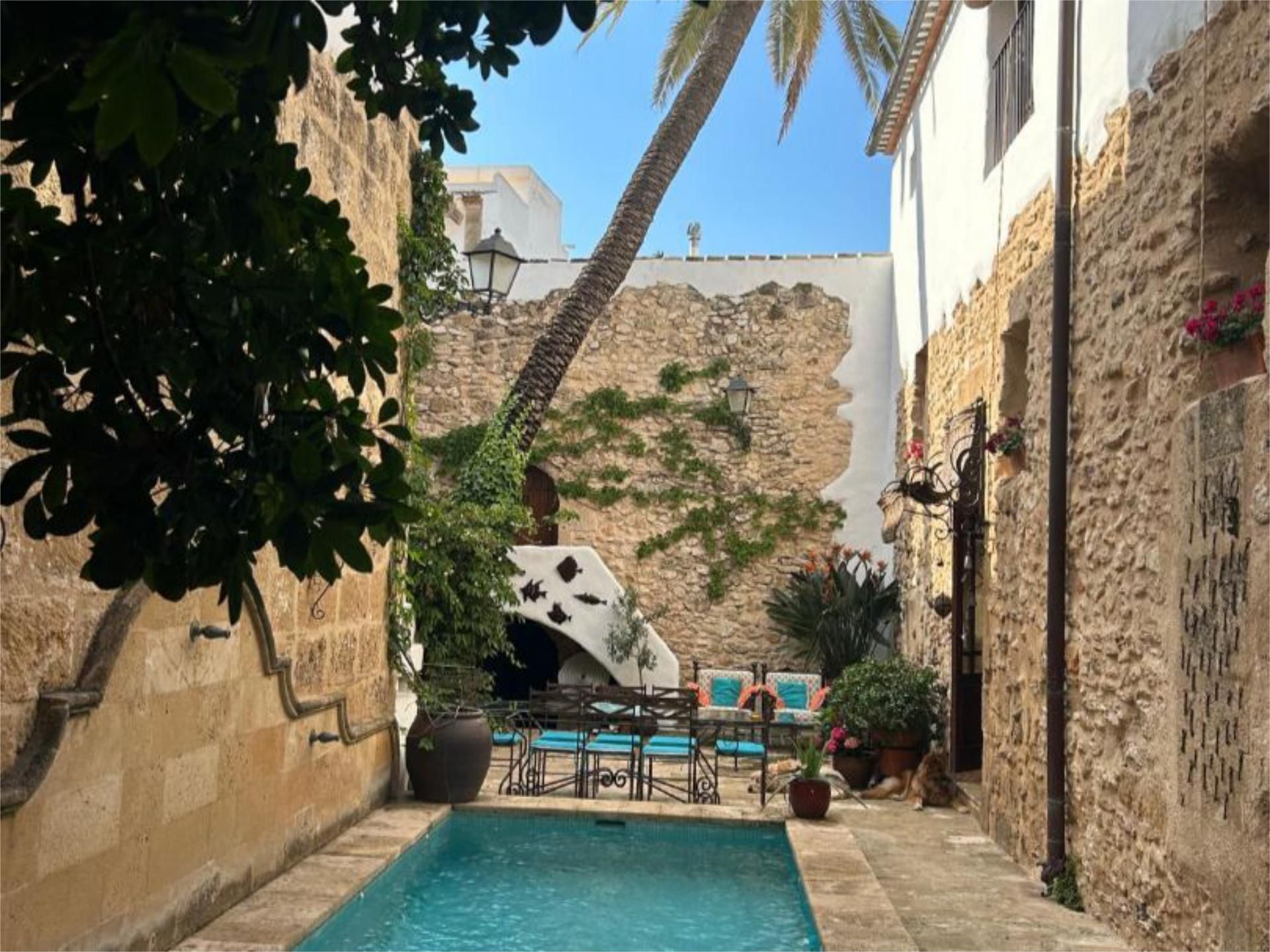 Exterior view of Single-family semi-detached for sale in Jávea / Xàbia  with Air Conditioner, Terrace and Swimming Pool