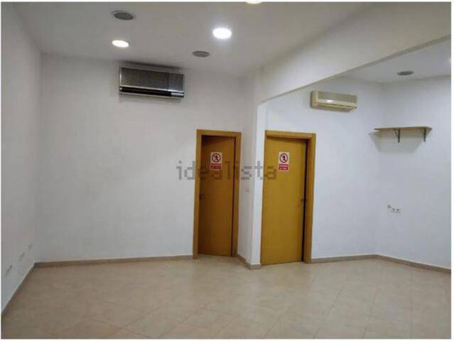 Local comercial en Alquiler en Fuentepiña