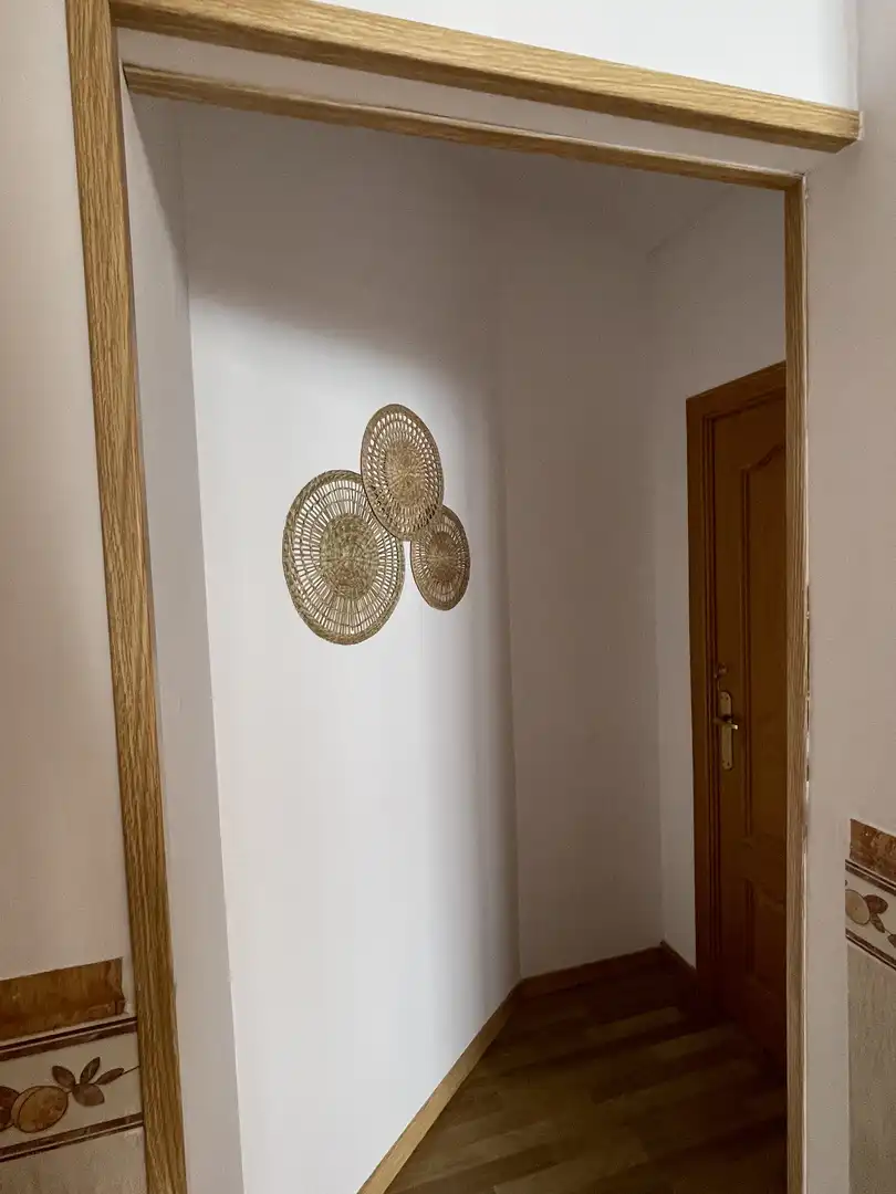 Room in Calle Duquesa de la Victoria, 71, Residencia Flat for share in Logroño with Heating, Parquet flooring and Furnished