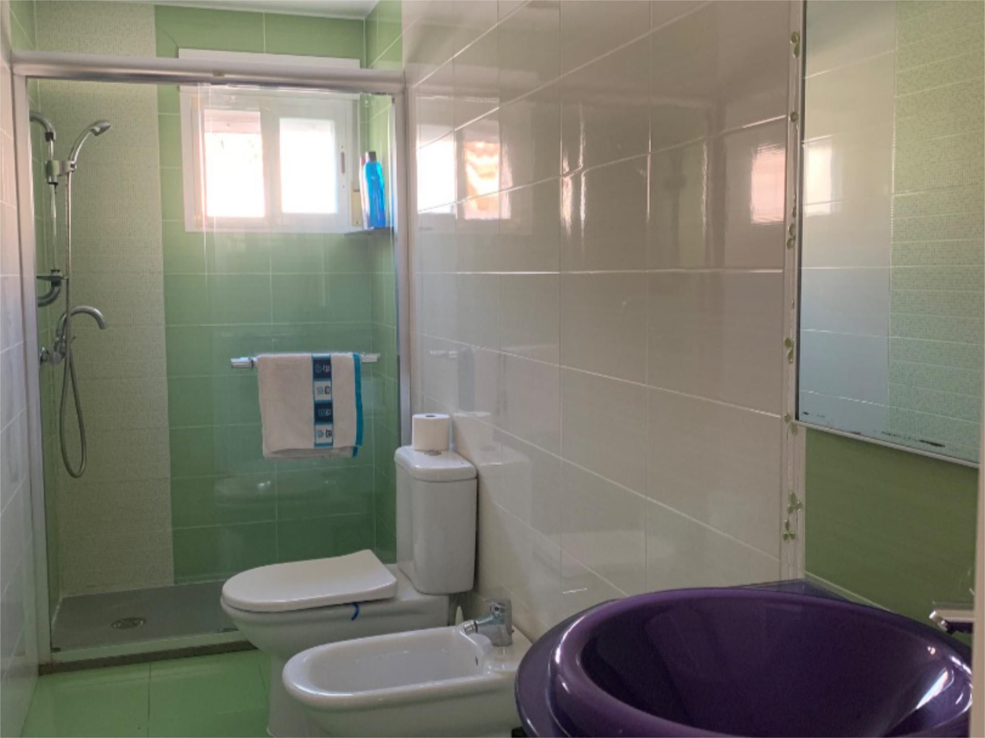 Bathroom of Flat to rent in  Córdoba Capital  with Air Conditioner and Parquet flooring