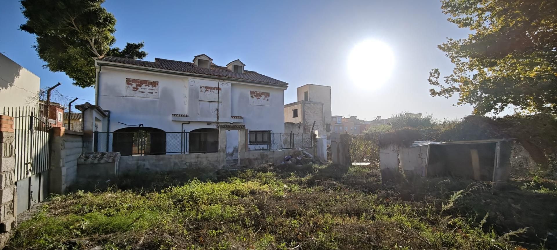 Casa o xalet en venda en Motril amb Jardí privat