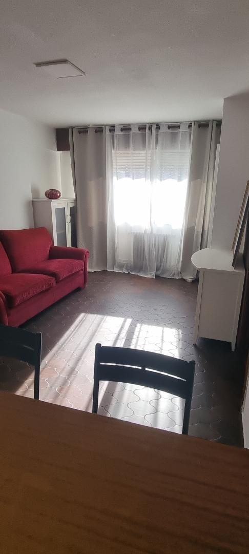 Living room of Apartment to rent in Vigo   with Heating, Parquet flooring and Furnished