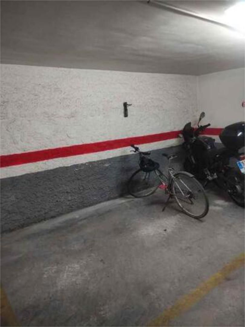 Parking de Garaje de alquiler en  Valencia Capital