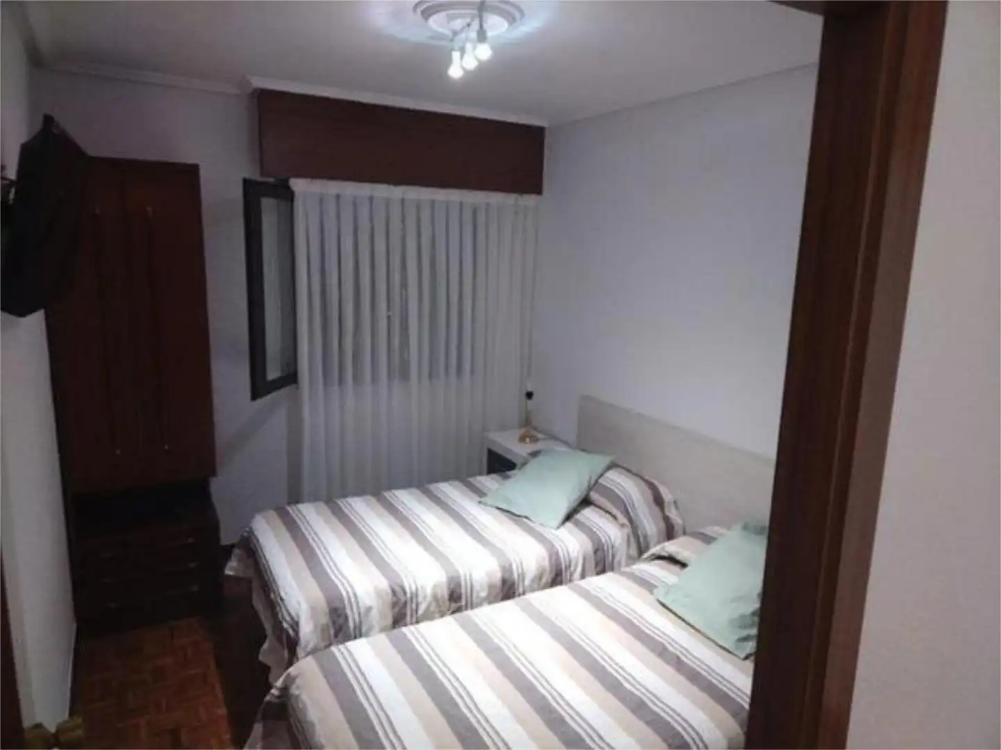 Wohnung zum Verkauf in Cruces Schlafzimmer von Wohnung zum Verkauf in Barakaldo mit Heizung, Privatgarten und Terrasse