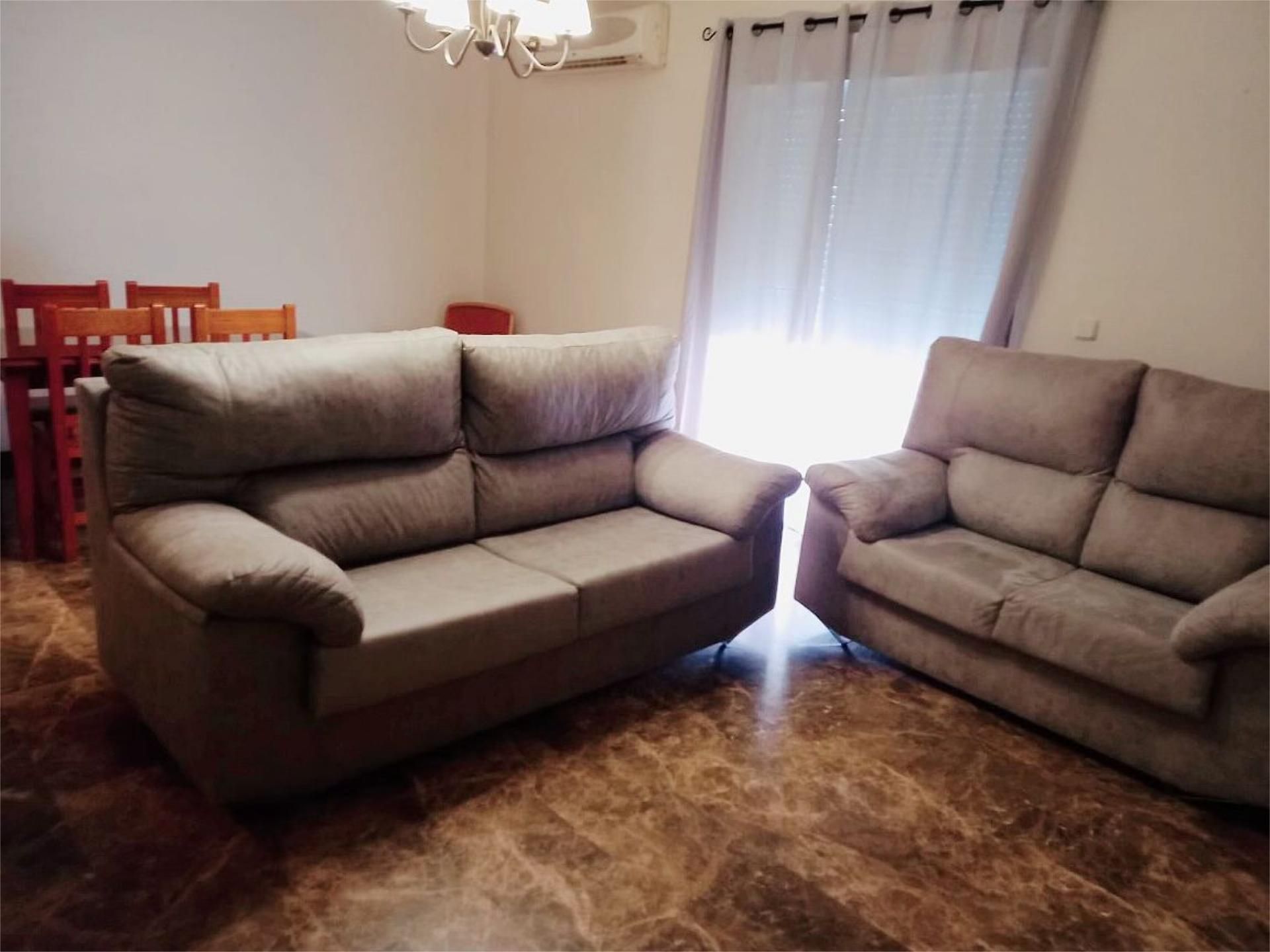 Living room of Flat to rent in  Jaén Capital  with Air Conditioner, Heating and Private garden