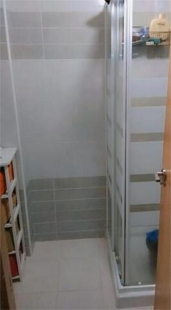 Bathroom of Flat for sale in Yuncler