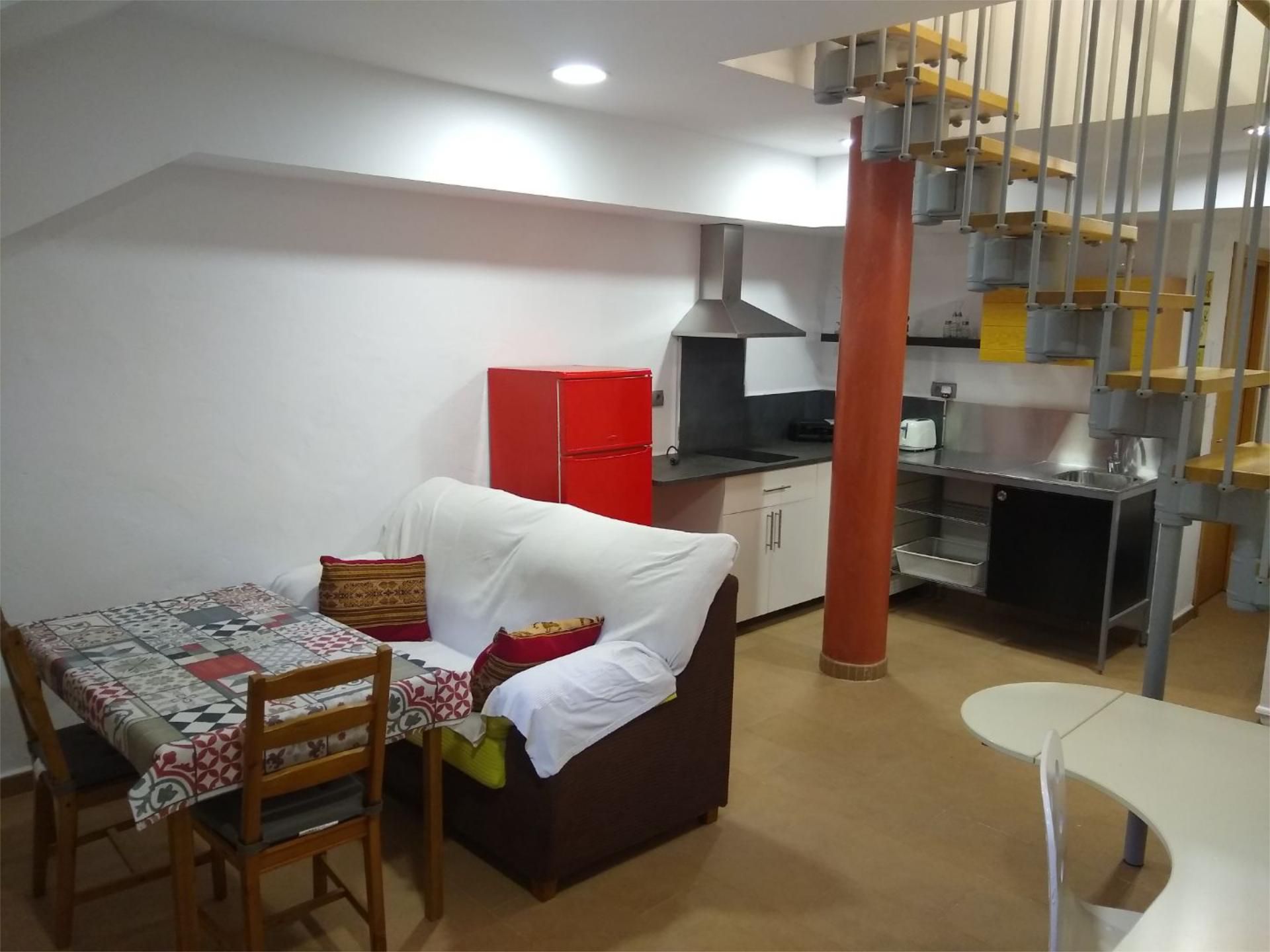 Loft de lloguer en La Rinconada amb Moblat