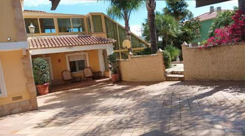 Single-family semi-detached to rent in Las Rotas / Les Rotes, Alicante - image 4 Photo 4 of Single-family semi-detached to rent in Las Rotas / Les Rotes, Alicante