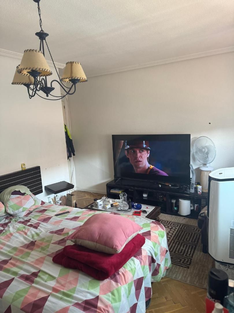 Living room of House or chalet to share in Alcalá de Henares  with Heating, Private garden and Parquet flooring
