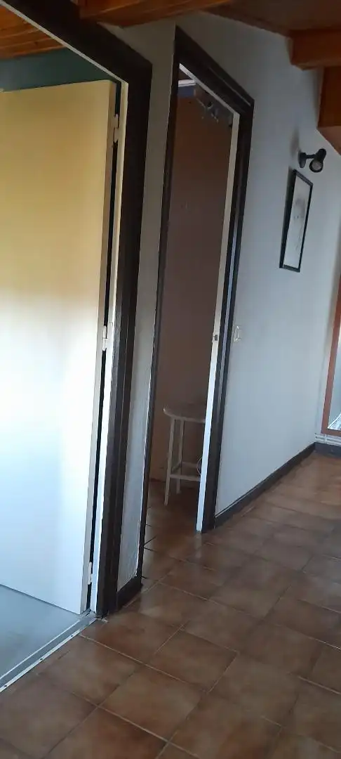 Einfamilien-Reihenhaus zum Verkauf in Carrer Baix, 23, Artesa de Segre Schlafzimmer von Einfamilien-Reihenhaus zum Verkauf in Artesa de Segre mit Terrasse und Balkon
