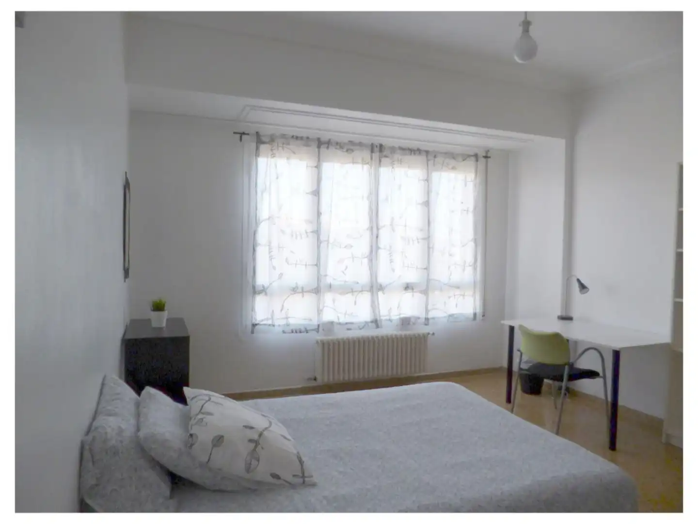 Room in Calle de Juan XXIII, 1, Barrio del Ave Room in Calle de Juan XXIII, 1, Barrio del Ave