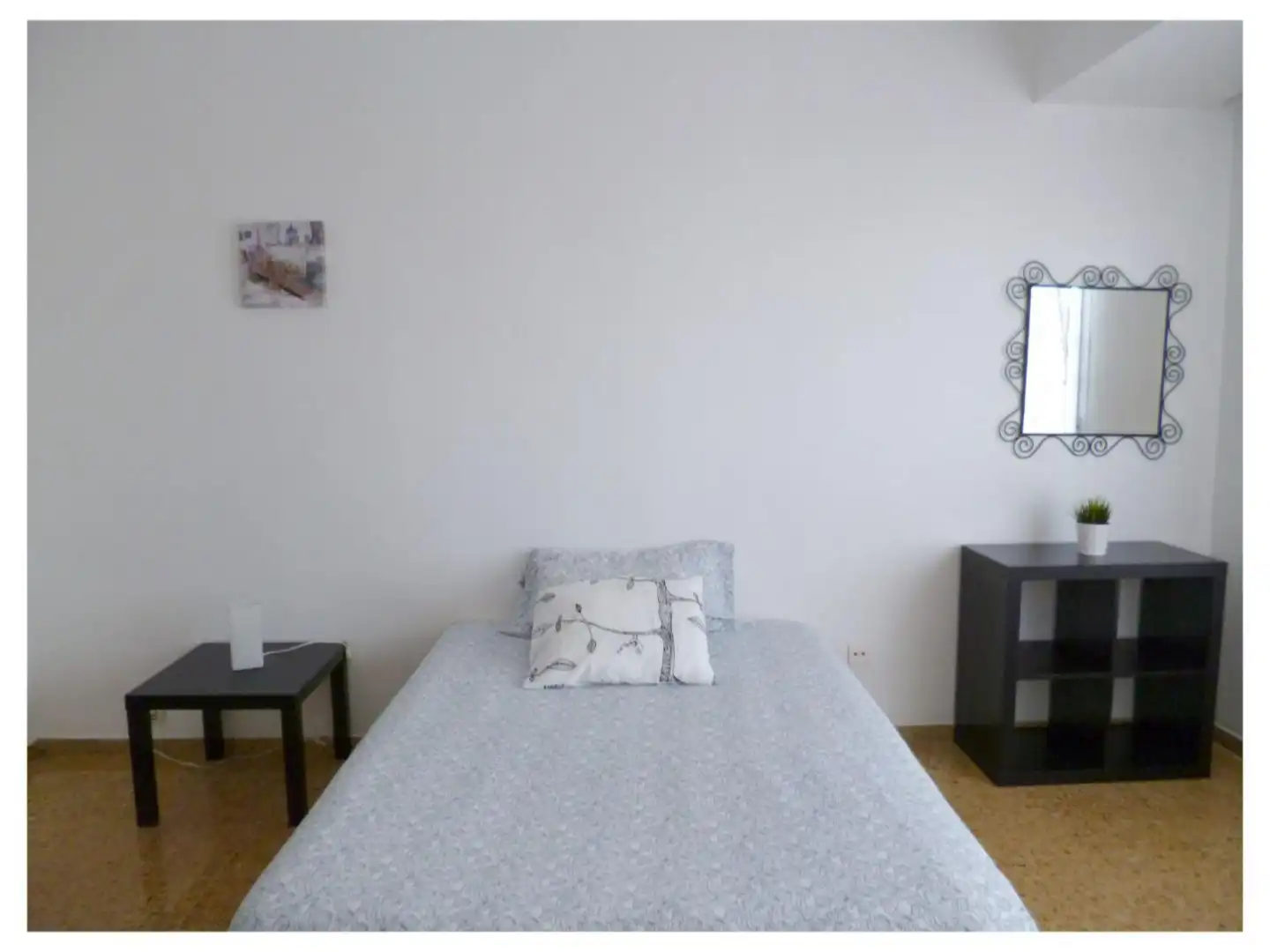 Room in Calle de Juan XXIII, 1, Barrio del Ave Room in Calle de Juan XXIII, 1, Barrio del Ave