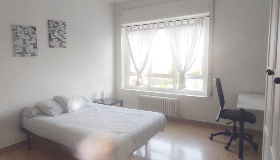 Photo 1 of Flat to share in Calle de Juan XXIII, 1, Barrio del Ave, Zaragoza