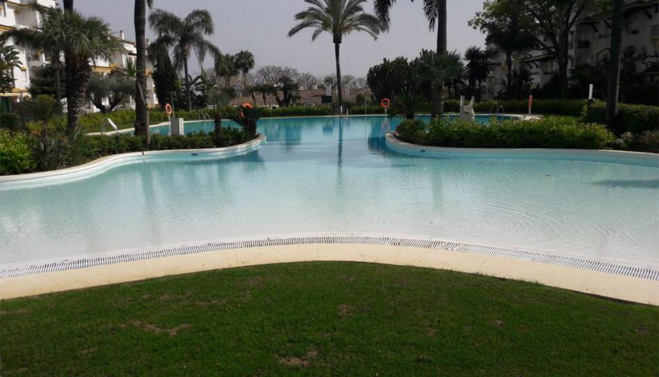 Foto 1 de Pis de lloguer a Bulevar Ashmawi, 1, La Carolina - Guadalpín, Málaga