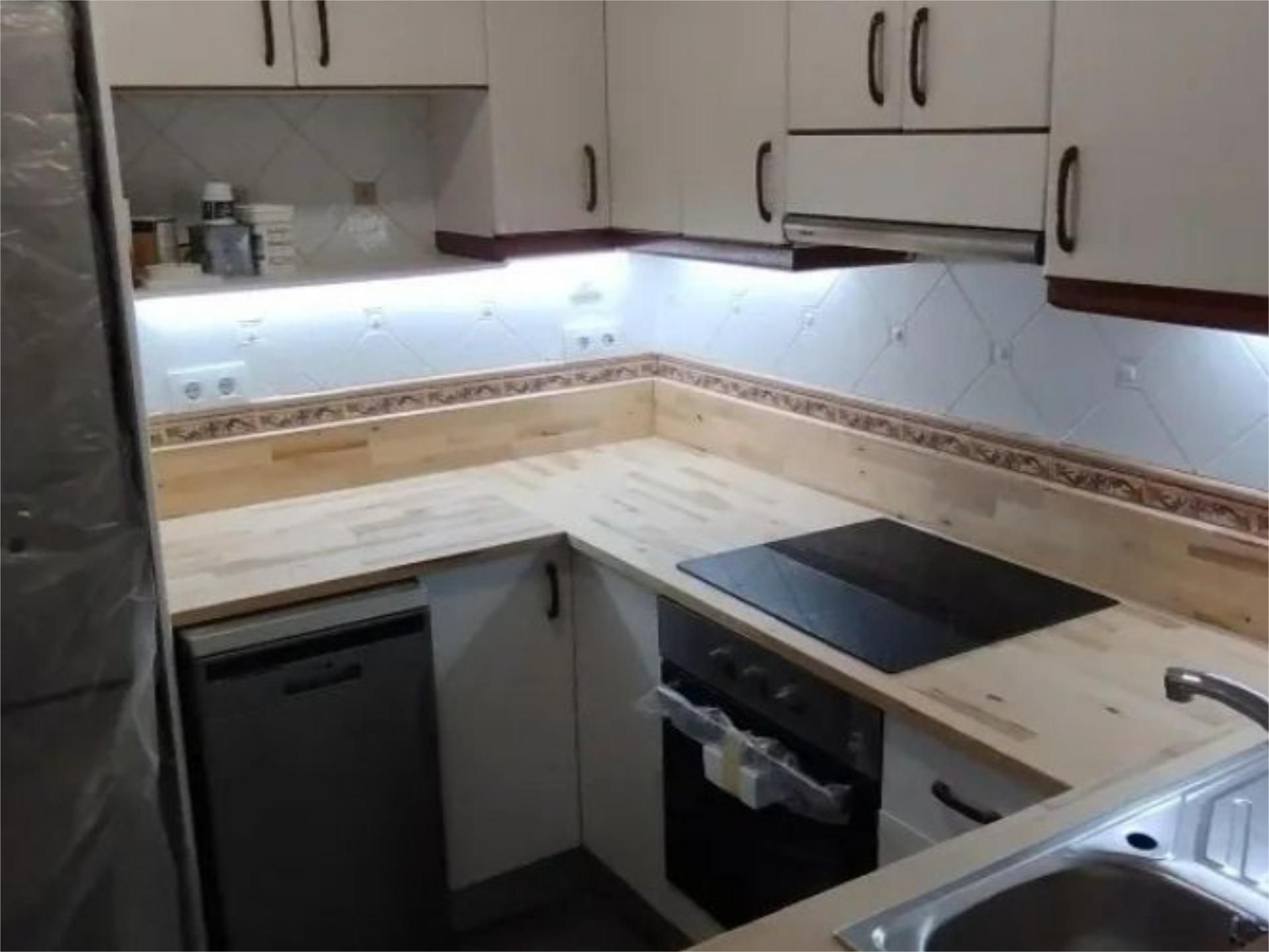 Cuina de Pis en venda en  Tarragona Capital amb Parquet i Traster
